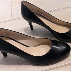 Nine West Black Leather Heels, Size 8.5